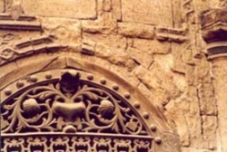 Deterioration of stone, missing spandrel stone 